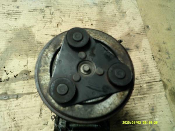 COMPRESSEUR DE CLIMATISATION FORD/MAZDA/VOLVO - Vue 3